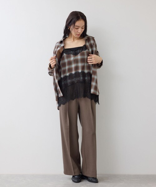 VIS(ビス)の「オンブレチェック レースドッキングキャミソール / チュニック / セットアップ対応(キャミソール・レディース・ブラック系/キナリ/ブラウン系・F)」の10枚目の写真