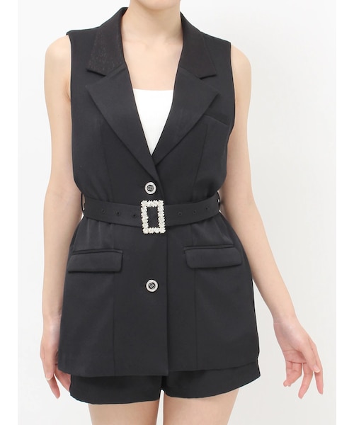 GYDA（ジェイダ）の「SymmetryGYDA bijouバックル ジレ（テーラードジャケット・レディース・オフホワイト/ブラック・F）」の2枚目の写真