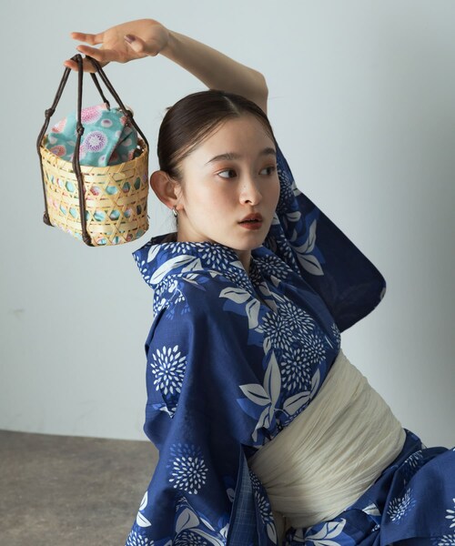 SENSE OF PLACE by URBAN RESEARCH（センスオブプレイスバイアーバンリサーチ）の「カゴキンチャクバッグA（かごバッグ・レディース・BEIGE・one）」の3枚目の写真