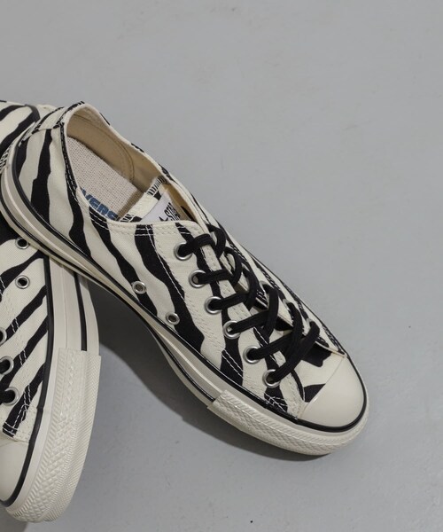 SENSE OF PLACE by URBAN RESEARCH(センスオブプレイスバイアーバンリサーチ)の「『WEB限定』CONVERSEALL ALL STAR US ZEBRA OX(スニーカー・レディース・WHITE・22.5/23.5/24.5)」の3枚目の写真