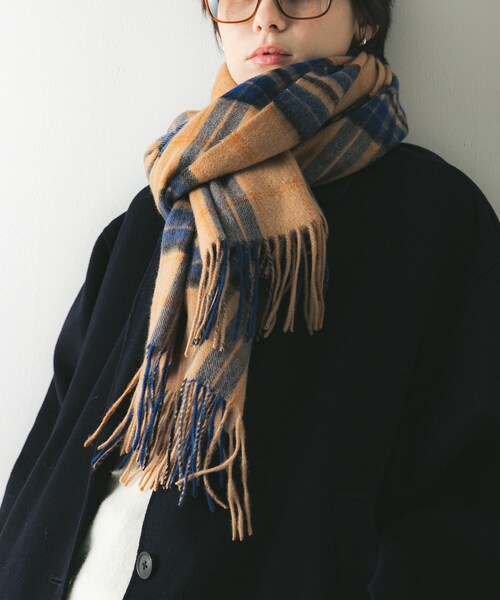 URBAN RESEARCH（アーバンリサーチ）の「ウールカシミヤストール（ストール/ショール・レディース・IVORY/RED/BEIGECHECK/GREENCHECK・-）」の15枚目の写真