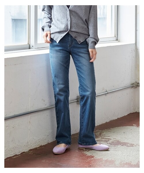 nissen（ニッセン）の「すごのびストレッチデニムストレートパンツ（ゆったり太もも）（選べる3レングス）＜大きいサイズ有＞（チノパンツ・レディース・フェードブルー/ユーズドブルー/ネイビー・L/LL/3L/4L/5L/6L/8L/10L）」の13枚目の写真