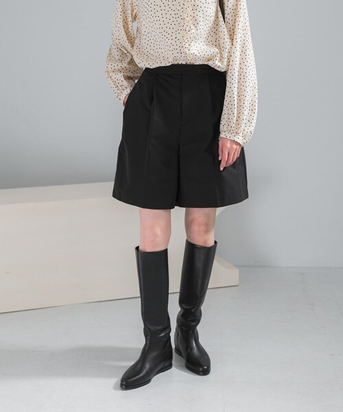 URBAN RESEARCH ROSSO（アーバンリサーチロッソ）の「タックデザインショートパンツ（その他パンツ・レディース・BROWN/BLACK・36/38）」の4枚目の写真