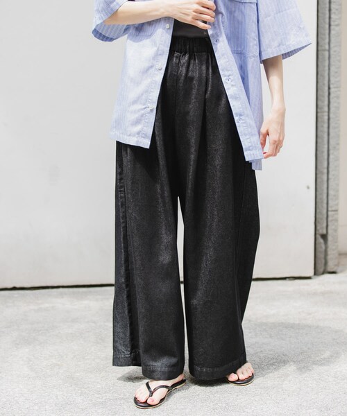 URBAN RESEARCH DOORS（アーバンリサーチドアーズ）の「FORK&SPOON　セルロースデニムワイドパンツ（デニムパンツ・レディース・BLACK/BLUE・1/2）」の13枚目の写真