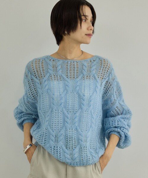 ADAM ET ROPE'（アダムエロペ）の「シアーモヘアケーブルプルオーバー（ニット/セーター・レディース・グレー/オフホワイト/サックス/ピンク系・F）」の5枚目の写真