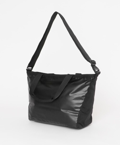 URBAN RESEARCH（アーバンリサーチ）の「SALOMON　EXTENDED TOTEBAG SMALL（トートバッグ・メンズ・BLACK・Free）」の4枚目の写真