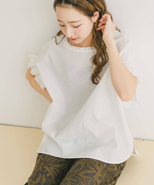 ITEMS URBANRESEARCH(アイテムズ アーバンリサーチ)の「ダブルフリルブラウス(シャツ/ブラウス・レディース・SRP/WHT/BRN・FREE)」の11枚目の写真