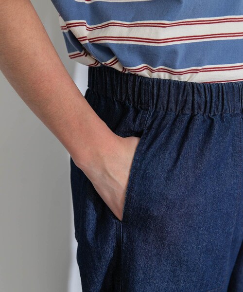 URBAN RESEARCH Sonny Label（アーバンリサーチサニーレーベル）の「接触冷感デニムイージーパンツ（デニムパンツ・メンズ・インディゴ/ライトインディゴ・M/L）」の13枚目の写真