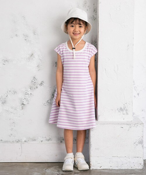 URBAN RESEARCH DOORS(アーバンリサーチドアーズ)の「ボーダーフレアワンピース(KIDS)(ワンピース・キッズ・BLUE/PURPLE・105/120/135)」の22枚目の写真