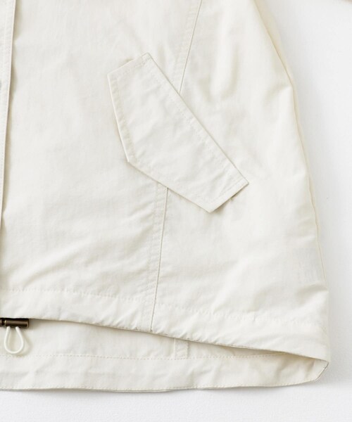 URBAN RESEARCH Sonny Label（アーバンリサーチサニーレーベル）の「撥水マウンテンパーカー（マウンテンパーカー・レディース・オフ/ブラック/ベージュ/カーキ・36/38/40）」の13枚目の写真