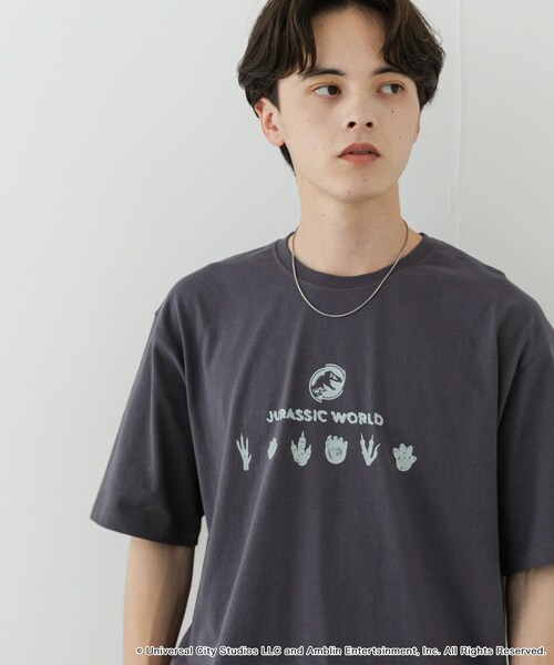 SENSE OF PLACE by URBAN RESEARCH(センスオブプレイスバイアーバンリサーチ)の「『別注』Jurassic World×SENSE OF PLACE T-SHIRTS/B(Tシャツ/カットソー・メンズ・WHITE/CHARCOAL/RED・M/L)」の4枚目の写真