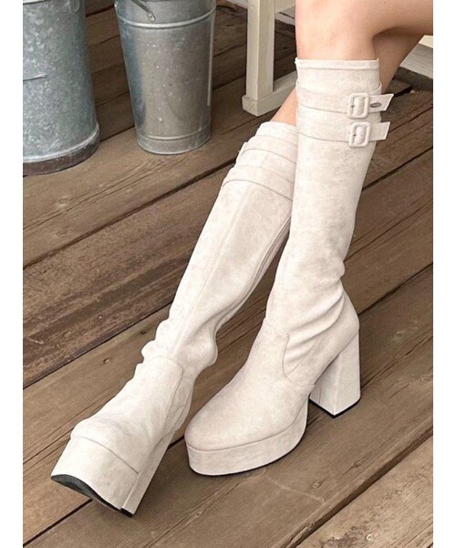 EATME（イートミー）の「ベルテットロングブーツ（ブーツ・レディース・アイボリー/ブラック/ブラウン・S/M/L）」の16枚目の写真