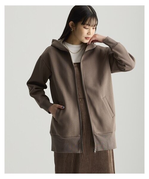 nissen（ニッセン）の「綿100％裏起毛スウェットロング丈ビッグパーカー（抗菌防臭・毛玉防止・静電気防止）＜大きいサイズ有＞（パーカー・レディース・黒/杢チャコールグレー/グレイッシュモカ/ベイクドピンク/杢オートミール・S~M相当/L~LL相当/3L~4L相当/5L~6L相当/8L相当/10L相当）」の17枚目の写真