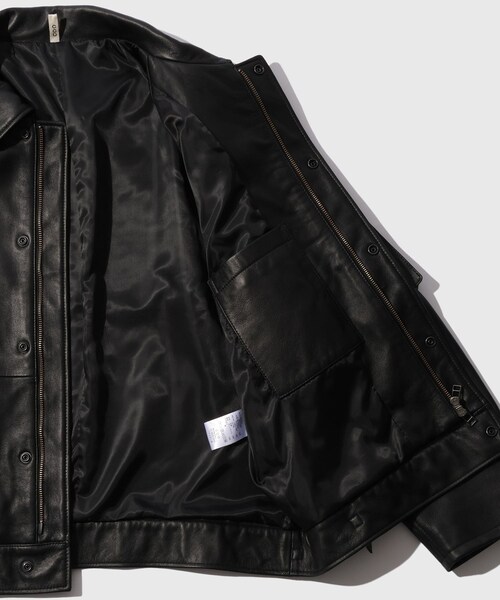 ADAM ET ROPE'（アダムエロペ）の「【CCU/シーシーユー】A-1 JACKET（その他アウター・メンズ・ブラック・1/2）」の12枚目の写真