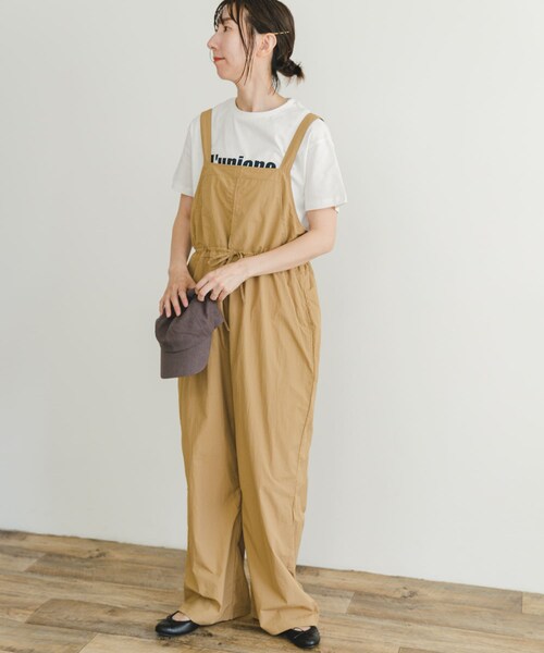 ITEMS URBANRESEARCH(アイテムズ アーバンリサーチ)の「ナイロンサロペット(サロペット/オーバーオール・レディース・BLK/BEG・FREE)」の2枚目の写真