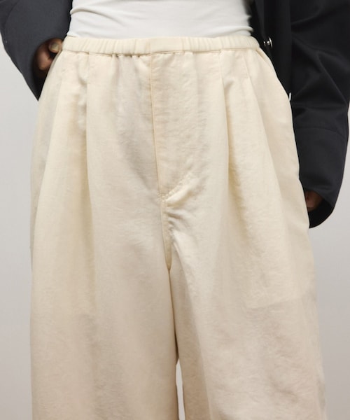 ADAM ET ROPE'（アダムエロペ）の「2WAYヘムパラシュートパンツ（その他パンツ・レディース・ブラック/オフホワイト/レッド系・36/38）」の16枚目の写真