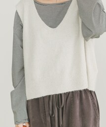 ITEMS URBANRESEARCH（アイテムズ アーバンリサーチ）の「スパンコールVネックニットベスト（ニット/セーター）」