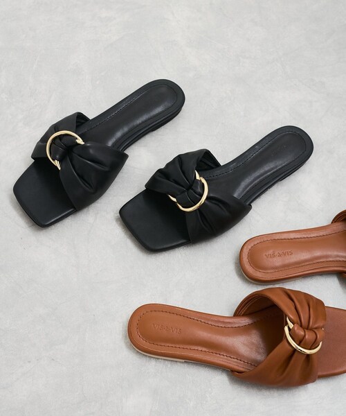 VIS（ビス）の「フラットスライドサンダル（サンダル・レディース・ブラック/キャメル・L/M/S）」の3枚目の写真