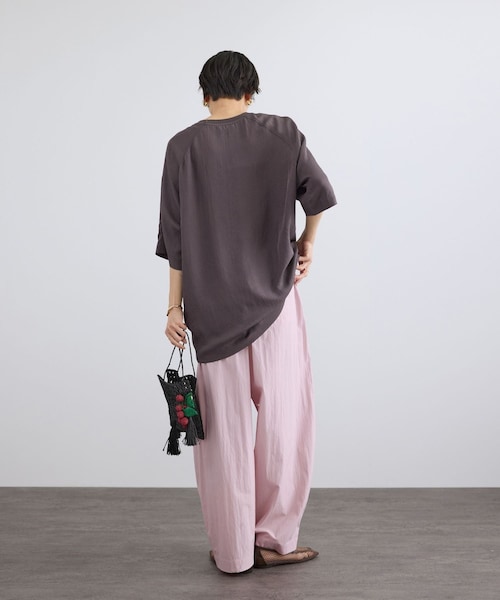 ADAM ET ROPE'(アダムエロペ)の「【J'aDoRe・店舗限定】【MAISON N.H PARIS(メゾンエヌアッシュパリ)】ROXANE CHARM(ハンドバッグ・レディース・ブラック系・F)」の5枚目の写真