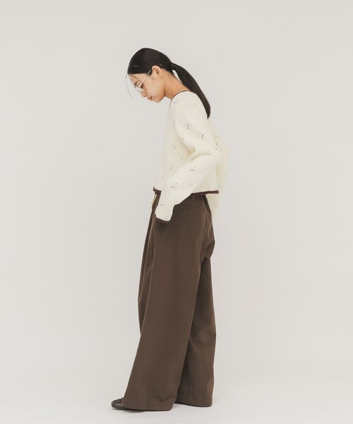 KBF（ケイビーエフ）の「アイレットコンパクトカーディガン（カーディガン/ボレロ・レディース・IVORY/CHARCOAL・One）」の10枚目の写真