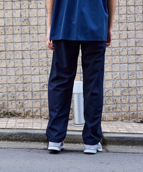 ADAM ET ROPE'（アダムエロペ）の「【WILD LIFE TAILOR】ライトウーステッド ベイカーパンツ（その他パンツ・メンズ・チャコール/ネイビー・L/M）」の18枚目の写真