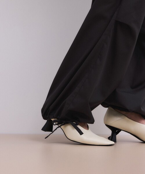 ADAM ET ROPE'(アダムエロペ)の「【WEB限定】リラックスパラシュートパンツ(その他パンツ・レディース・チャコール/ブラウン・36/38)」の13枚目の写真