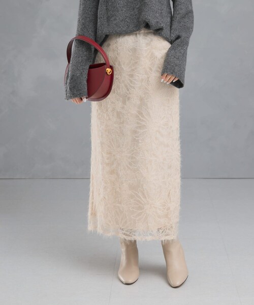 URBAN RESEARCH ROSSO（アーバンリサーチロッソ）の「フラワーチュールシャギースカート（スカート・レディース・IVORY/BLACK・FREE）」の5枚目の写真