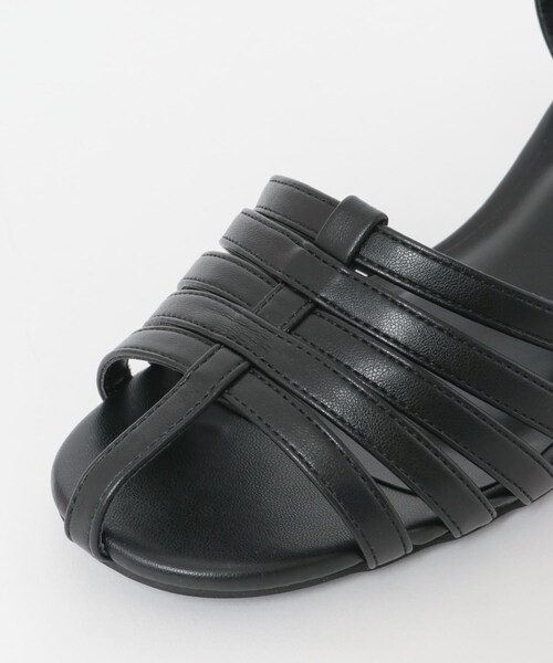 URBAN RESEARCH Sonny Label（アーバンリサーチサニーレーベル）の「メタリックアンクルストラップサンダル（サンダル・レディース・ゴールド/シルバー/ブラック・S/M/L）」の6枚目の写真