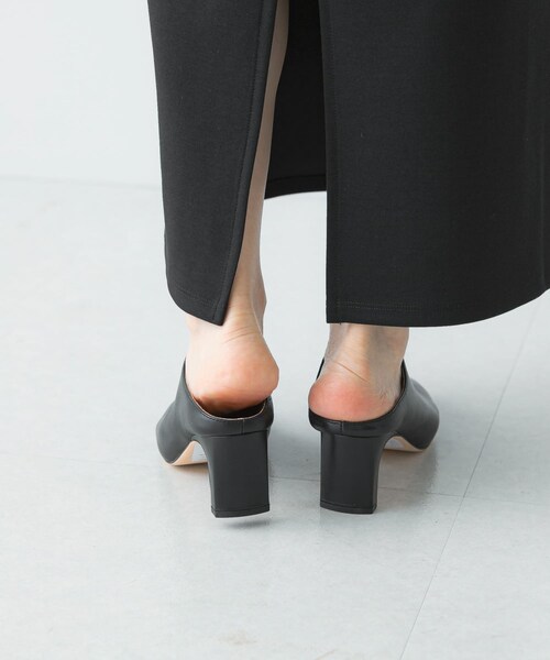 URBAN RESEARCH ROSSO（アーバンリサーチロッソ）の「Mollini　クロッグシューズ（その他シューズ・レディース・DEEP TAN/BLACK・36/37/38）」の4枚目の写真