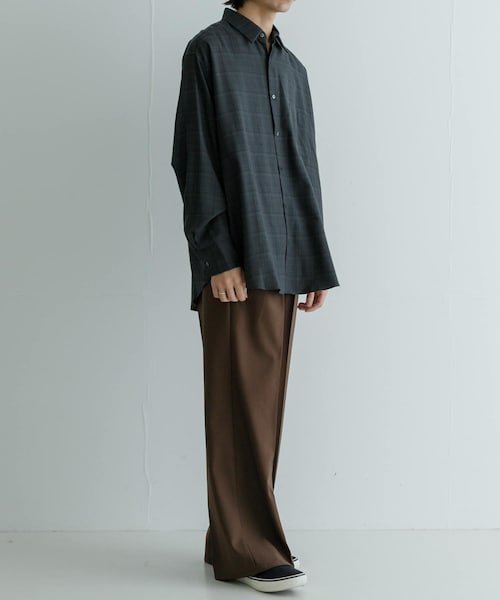 URBAN RESEARCH（アーバンリサーチ）の「MARKAWARE　COMFORT FIT SHIRTS（シャツ/ブラウス・メンズ・CHA CHK/GREIGE CHK・2/3）」の9枚目の写真