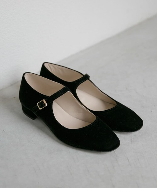 URBAN RESEARCH ROSSO（アーバンリサーチロッソ）の「CORSO ROMA, 9　ストラップヒールパンプス（パンプス・レディース・BLK・36/37/38）」の3枚目の写真