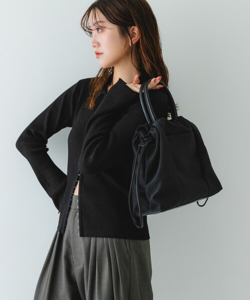 RODE SKO（ロデスコ）の「ショルダー付撥水ミニキンチャクバッグ（ショルダーバッグ・レディース・BLACK/GRAY/IVORY・one）」の21枚目の写真