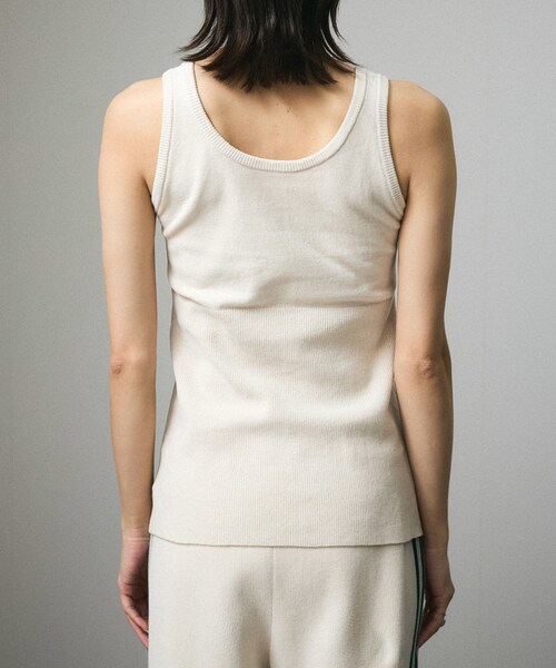 ADAM ET ROPE'（アダムエロペ）の「ブラパッド付タンクトップ-CreamyCotton /クリーミーコットン-（タンクトップ・レディース・ブラック/オフホワイト/グリーン・F）」の22枚目の写真