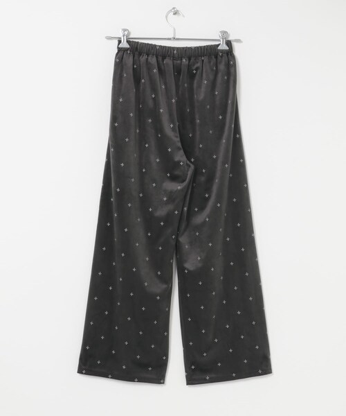 URBAN RESEARCH DOORS(アーバンリサーチドアーズ)の「刺繍ベロアイージーパンツ(その他パンツ・レディース・BLACK/CHARCOAL・Free)」の8枚目の写真