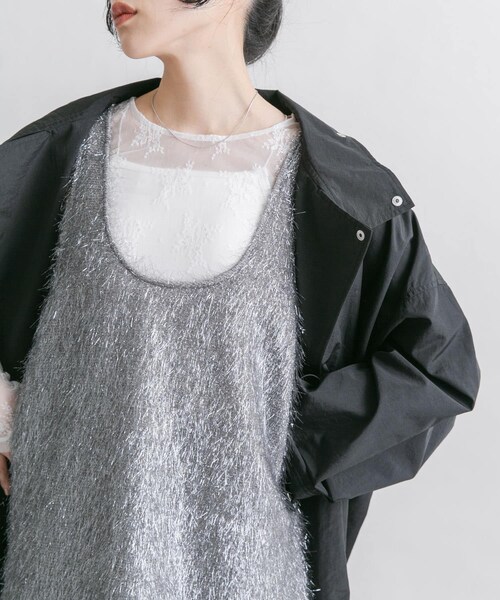 KBF（ケイビーエフ）の「グリッターフェザータンクトップ（タンクトップ・レディース・SILVER/IVORY・one）」の14枚目の写真