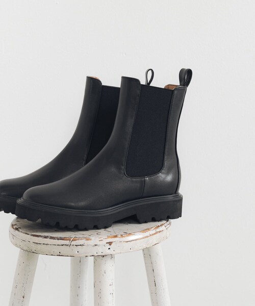 URBAN RESEARCH(アーバンリサーチ)の「タンクソールサイドゴアブーツ(ブーツ・レディース・BLACK・23/23.5/24/24.5/25)」の19枚目の写真