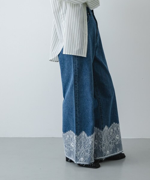 SENSE OF PLACE by URBAN RESEARCH（センスオブプレイスバイアーバンリサーチ）の「レースドッキングデニムパンツ（その他パンツ・レディース・L.INDIGO/GRAY・S/M）」の2枚目の写真