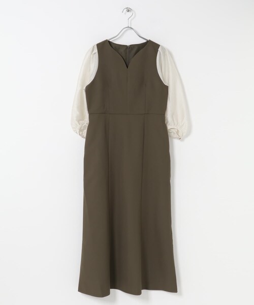 URBAN RESEARCH ROSSO（アーバンリサーチロッソ）の「ドッキングスリーブVネックワンピース（ワンピース・レディース・KHK×BRN/BL×BRONZE・FREE）」の18枚目の写真