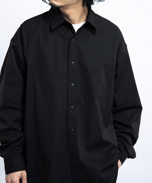EKAL(エカル)の「SOLOTEXツイルレギュラーカラーシャツ(シャツ/ブラウス・メンズ・ネイビー/ブラック・M/L)」の6枚目の写真