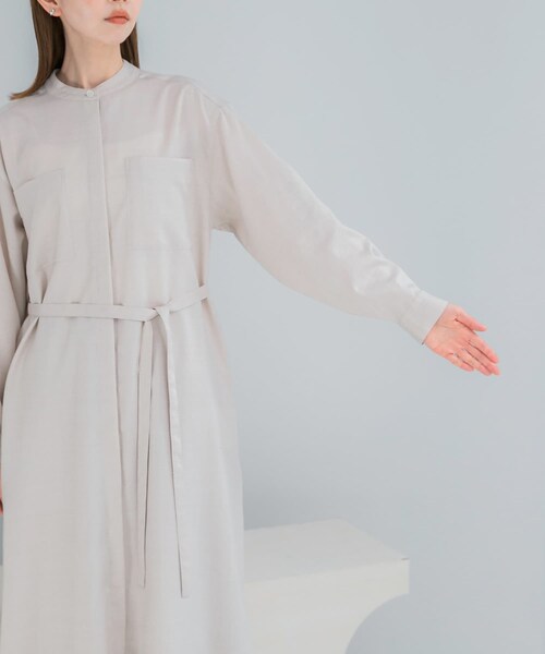 URBAN RESEARCH ROSSO（アーバンリサーチロッソ）の「ウォッシャブルリネンライクシャツワンピース（ワンピース・レディース・L/BEIGE/MINT/NAVY・Free）」の13枚目の写真