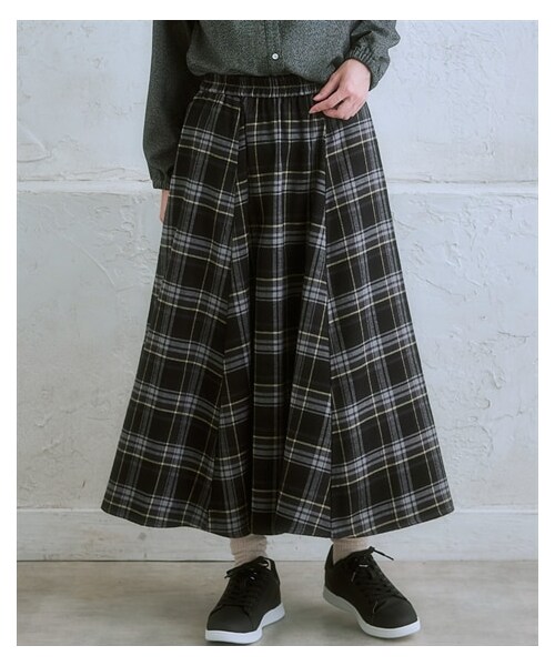 nissen（ニッセン）の「moz(モズ)ネルチェックフレアスカート＜大きいサイズ有＞（スカート・レディース・グリーン系チェック/ブラック系チェック・S/M/L/LL/3L/4L/5L/6L）」の4枚目の写真