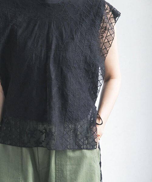 URBAN RESEARCH DOORS（アーバンリサーチドアーズ）の「2WAYレースカバー（ストール/ショール・レディース・NATURAL/BLACK・One）」の7枚目の写真
