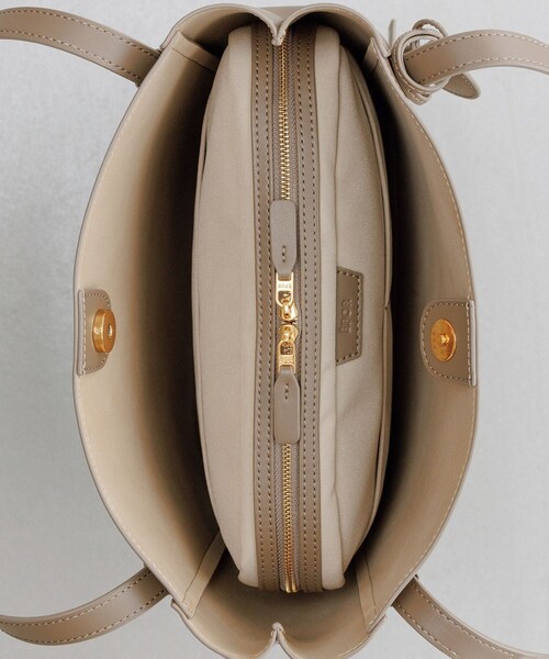 ROPE'(ロペ)の「【E'POR】KNOT BAG Medium/A4対応・通勤・撥水・軽量・26AW新型(トートバッグ・レディース・ブラック/ダークブラウン・F)」の12枚目の写真