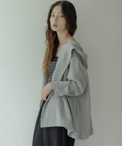 URBAN RESEARCH Sonny Label（アーバンリサーチサニーレーベル）の「裏毛フーディーカーディガン（カーディガン/ボレロ・レディース・グレージュ/杢グレー/ブラック・FREE）」の4枚目の写真