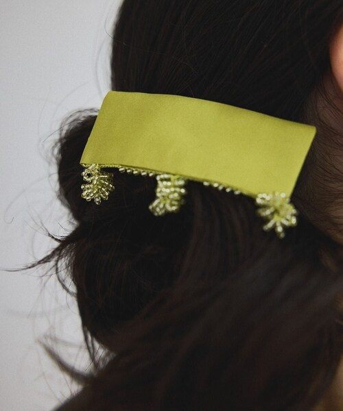 ADAM ET ROPE'(アダムエロペ)の「【SERA STUDIO(セーラスタジオ)】FABRIC HAIR CLIP / ヘアクリップ(バレッタ/ヘアクリップ・レディース・ブラウン/イエロー系・F)」の21枚目の写真