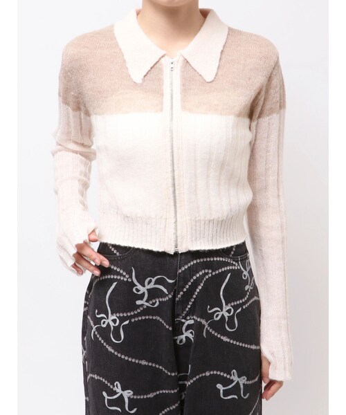 CALNAMUR（カルナムール）の「フロントジップバイカラーニット（ニット/セーター・レディース・ピンク/イエロー/アイスブルー・F）」の2枚目の写真