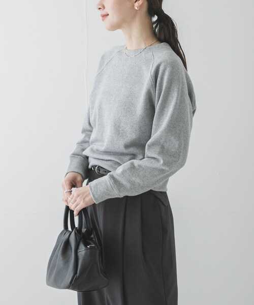 URBAN RESEARCH(アーバンリサーチ)の「ラメ裏毛スウェット(スウェット・レディース・IVORY/LT GRAY・Free)」の14枚目の写真