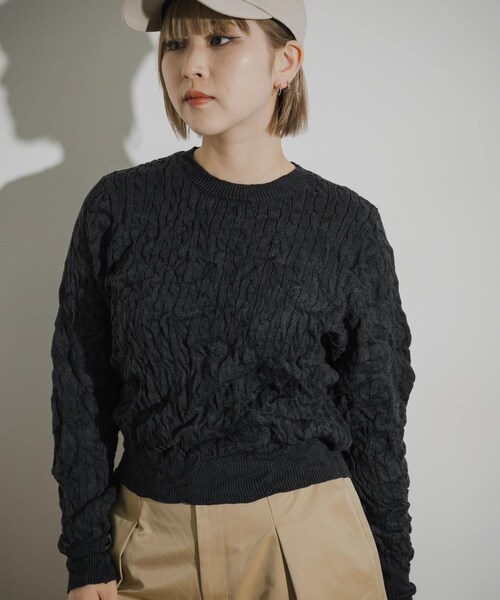 THE GOODLAND MARKET（ザグッドランドマーケット）の「COOHEM　CRUSHED CABLE KNIT PULLOVER（ニット/セーター・レディース・19BLACK/60SAX/24ORANGE・Free）」の5枚目の写真