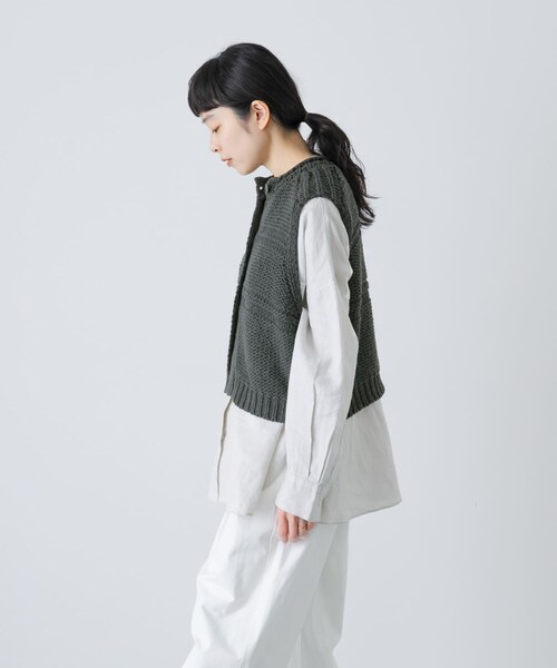 かぐれ（カグレ）の「2WAY綿麻ニットベスト（ベスト・レディース・IVORY/INK BLACK・Free）」の22枚目の写真