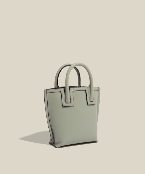 ROPE'（ロペ）の「【E'POR】【WEB限定】Ree BAG Mini/超軽量・26AW（ショルダーバッグ・レディース・ブラック/グレー/モスグリーン/ブルー系/パープル・F）」の9枚目の写真